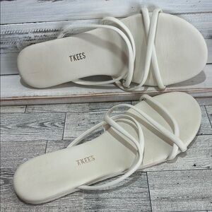 TKEES Sloane Strappy Slide white sandals size 10